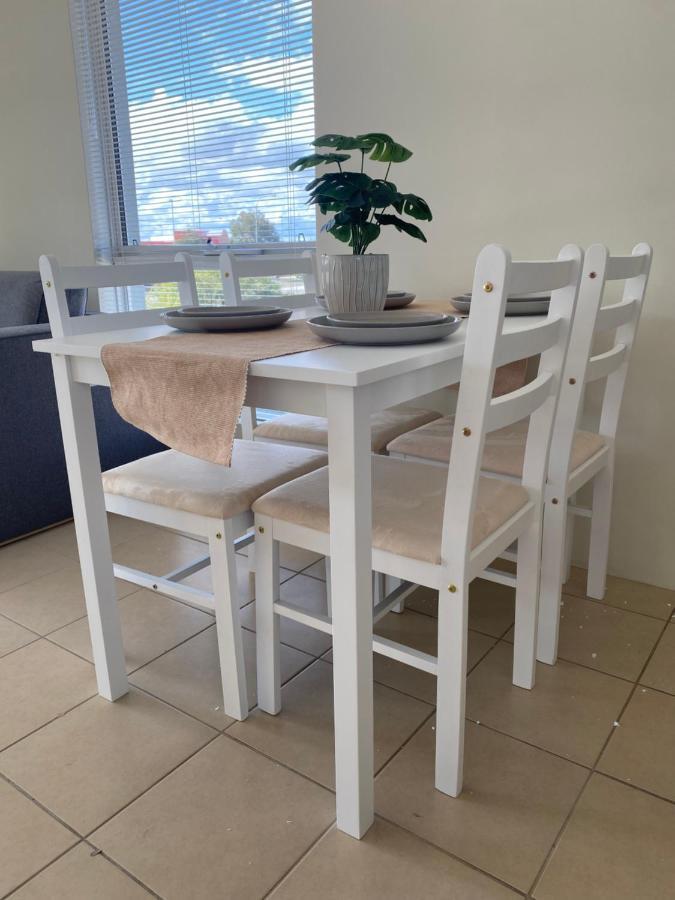 Modern Luxury 1 Bedroom Apartment - Walk To The Shops! Free Wifi Clarkson Ngoại thất bức ảnh